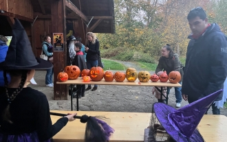 Halloweeni tökfaragás és jelmezes séta Kőszegen